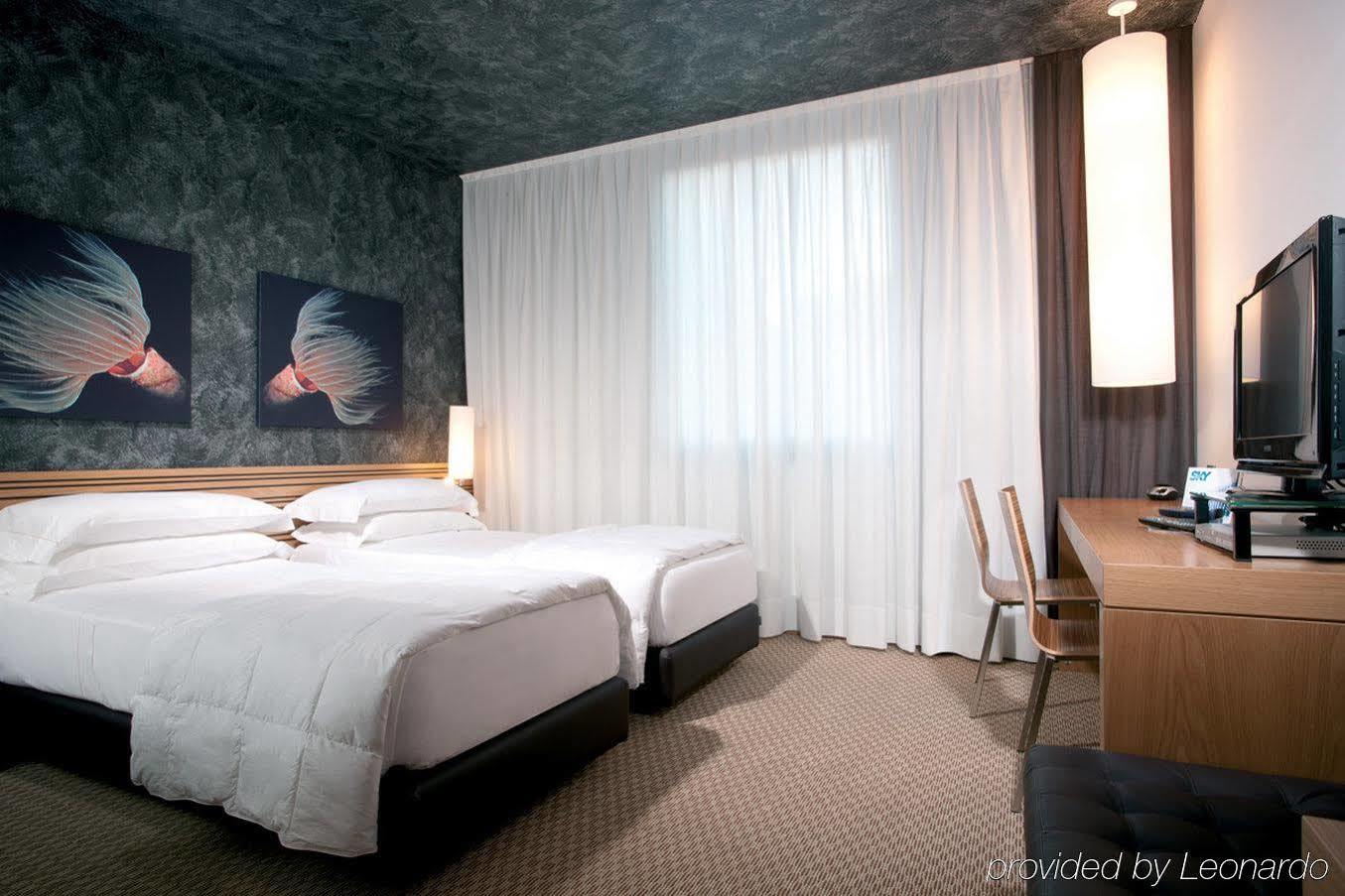 Sea Art Hotel Vado Ligure Eksteriør billede
